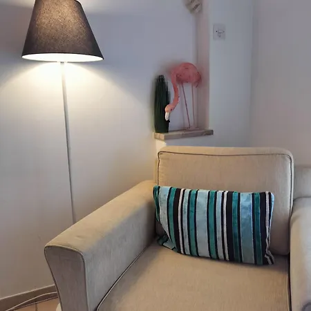 Trykonos - Garden - Easy Parking & Walk To Center - Close To Helexpo & *