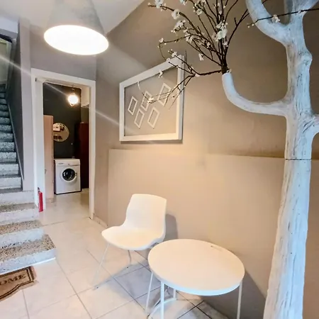 شقة Trykonos - Garden - Easy Parking & Walk To Center - Close To Helexpo & *