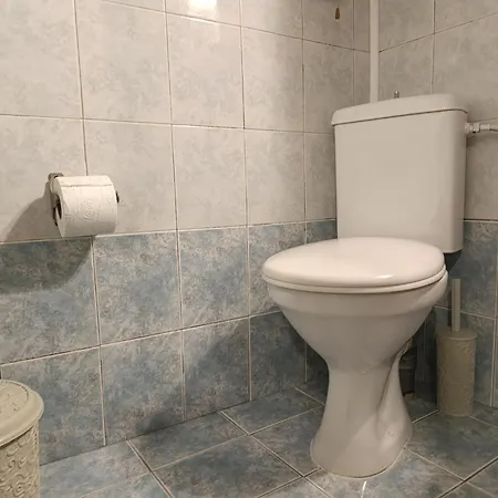 شقة Trykonos - Garden - Easy Parking & Walk To Center - Close To Helexpo &