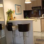 Trykonos - Garden - Easy Parking & Walk To Center - Close To Helexpo & Διαμέρισμα Θεσσαλονίκη